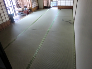 なかしま旅館（東本町）　新畳９帖の納品をしました。
